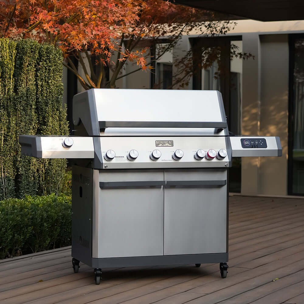 Monument Grills Eminence 605 Advanced Stainless Natural/Propane Gas Grill Eminence 605